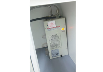 小型電気温水器取付工事　神奈川県川崎市　EHPN-F6V2-65他