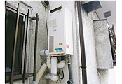 ガス給湯器取替工事　広島県広島市 RUX-VS1616W-E