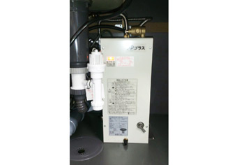 小型電気温水器取付工事　神奈川県川崎市　EHPN-F6N3+EFH-4MK