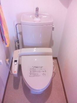 トイレ取替工事（床CF張替え共）　東京都江戸川区　CES9134LR