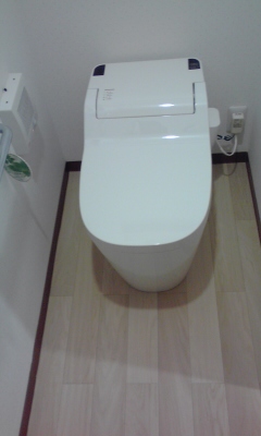 トイレ/止水栓取替え工事（床CF張替え共）　大阪府河内長野市　XCH1101WS-sale