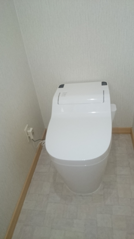 トイレ・止水栓取替工事（トイレ床張替え工事含む）　北海道石狩市　XCH1101WS-sale