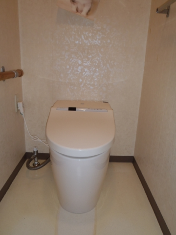 トイレ取替工事（止水栓取替え共）　東京都新宿区　CES9573MR
