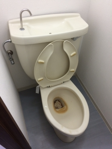 トイレ取替工事（CF張替え及び電源工事共）　東京都千代田区　XCH3003RWSTK