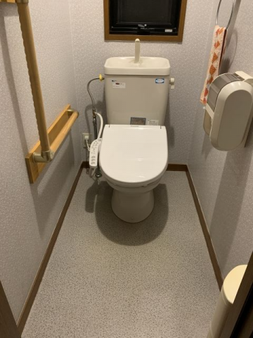 トイレ交換工事　山梨県上野原市　XCH301WS