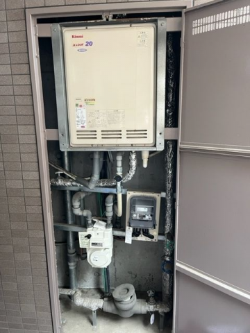 ガス給湯器交換工事　福岡県福岡市中央区
